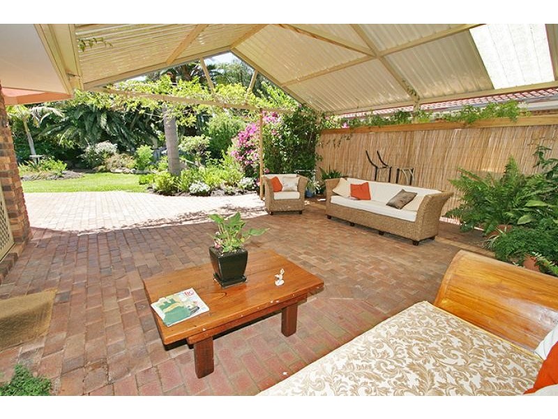 19 Elderberry Circle, Halls Head WA 6210