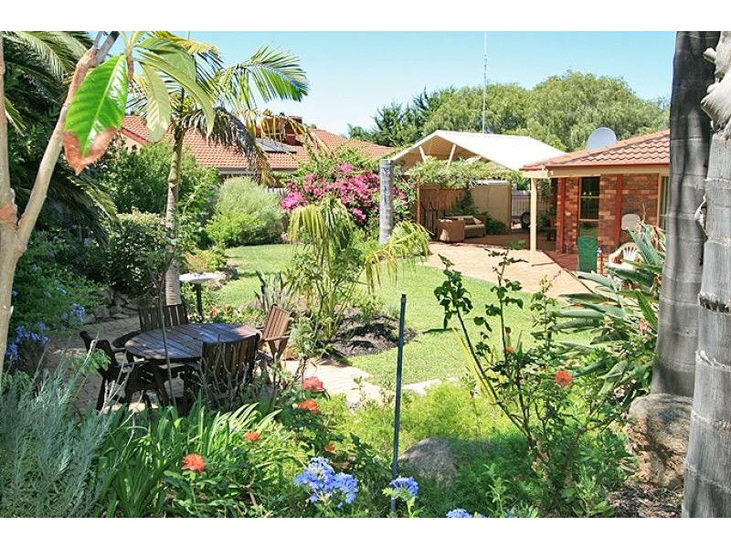 19 Elderberry Circle, Halls Head WA 6210