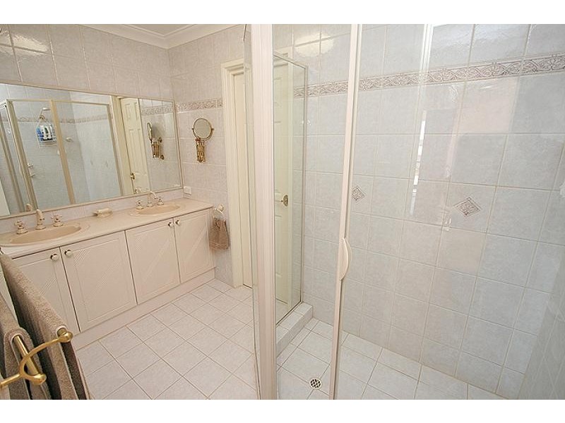 11 Condor Mews, Halls Head WA 6210