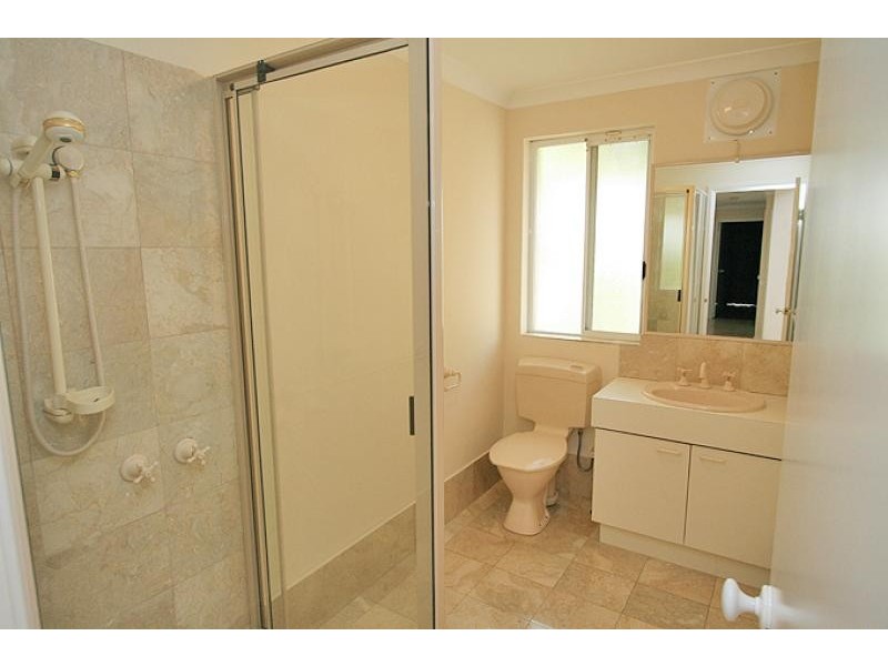 5 Baruna Court, Halls Head WA 6210