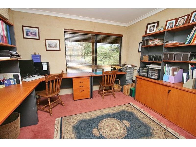 4 Tallangatta Place, Bouvard WA 6211