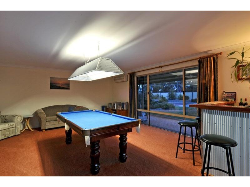 74 Rodoreda Crescent, Mandurah WA 6210