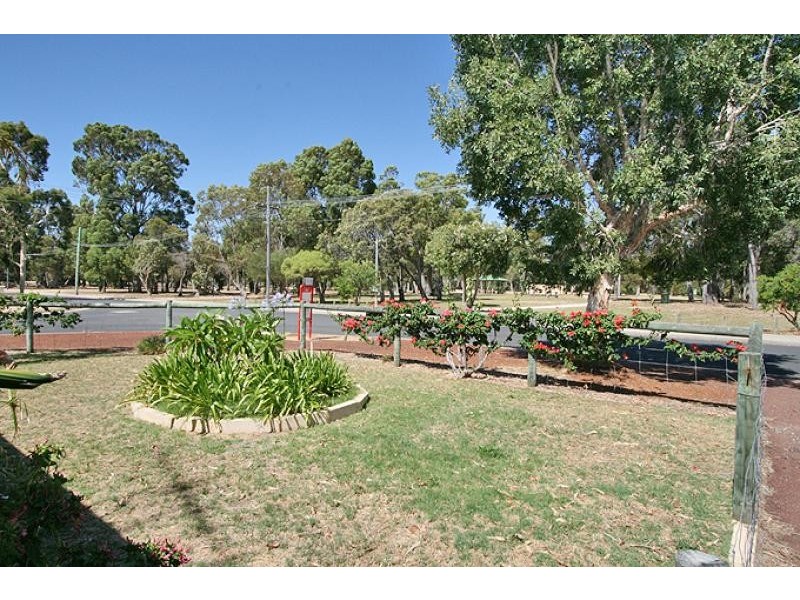 6 Duverney Crescent, Coodanup WA 6210