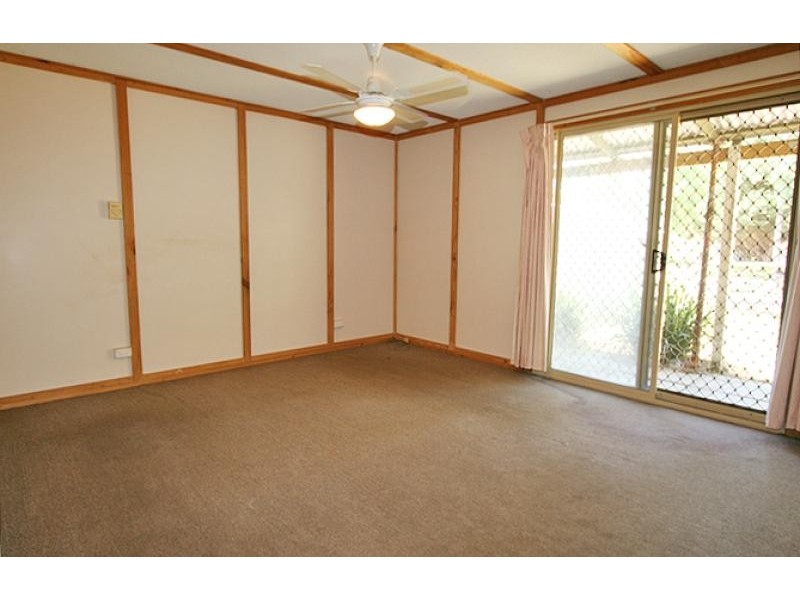 6 Duverney Crescent, Coodanup WA 6210