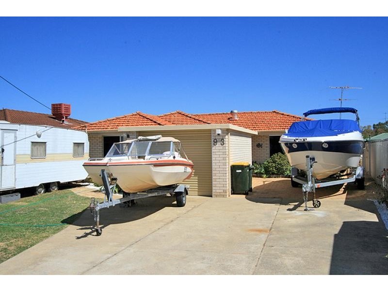 93 Moyup Way, South Yunderup WA 6208