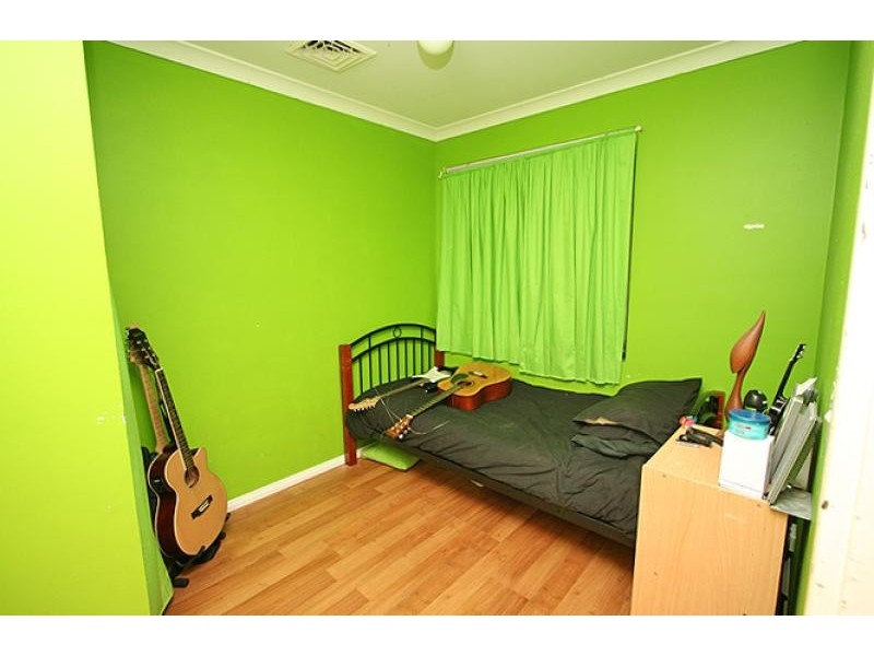 17 Cane Road, Greenfields WA 6210