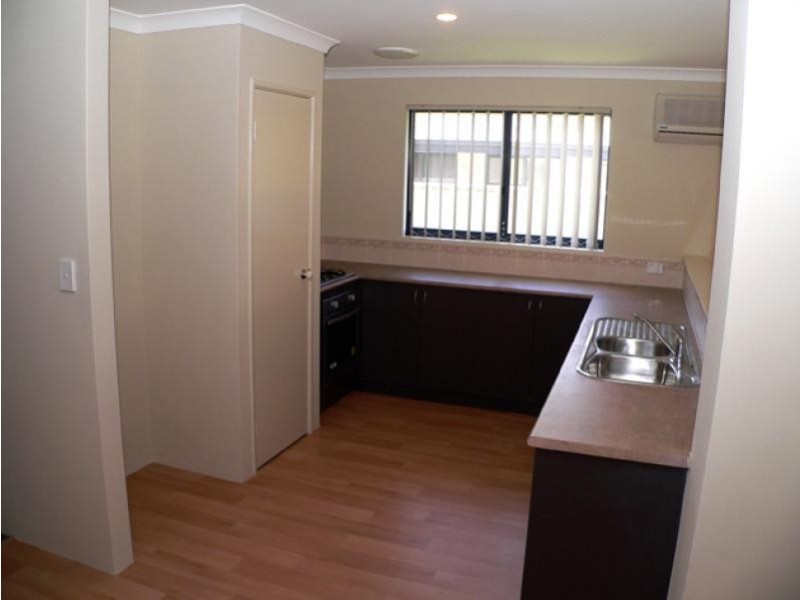 14 Kumarina Drive, Secret Harbour WA 6173