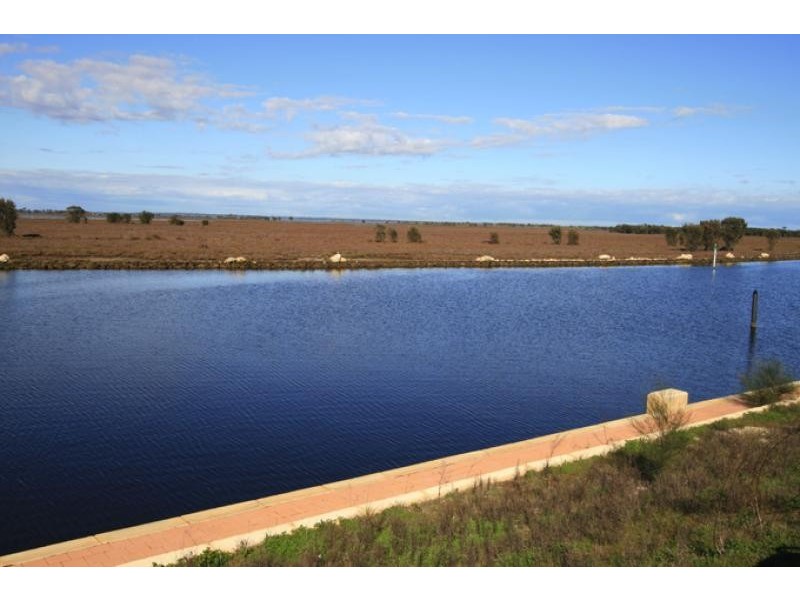 49 Erins Isle, Dudley Park WA 6210