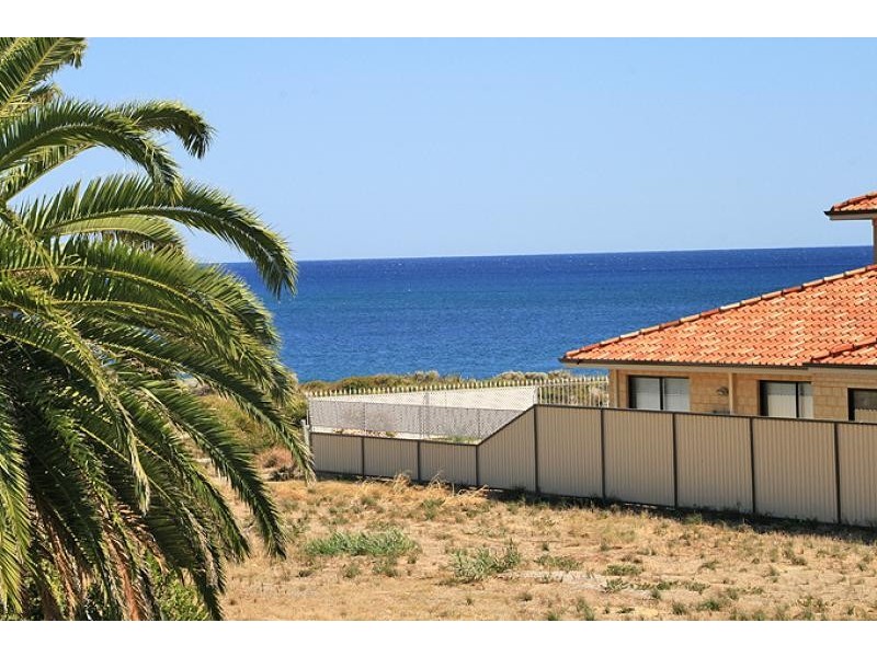 27 Ronsard Drive, San Remo WA 6210