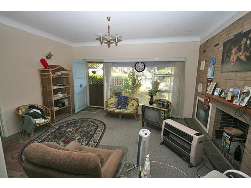 23 Wyeree Road, Mandurah WA 6210