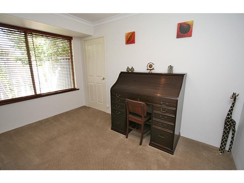 2 Skua Court, Halls Head WA 6210
