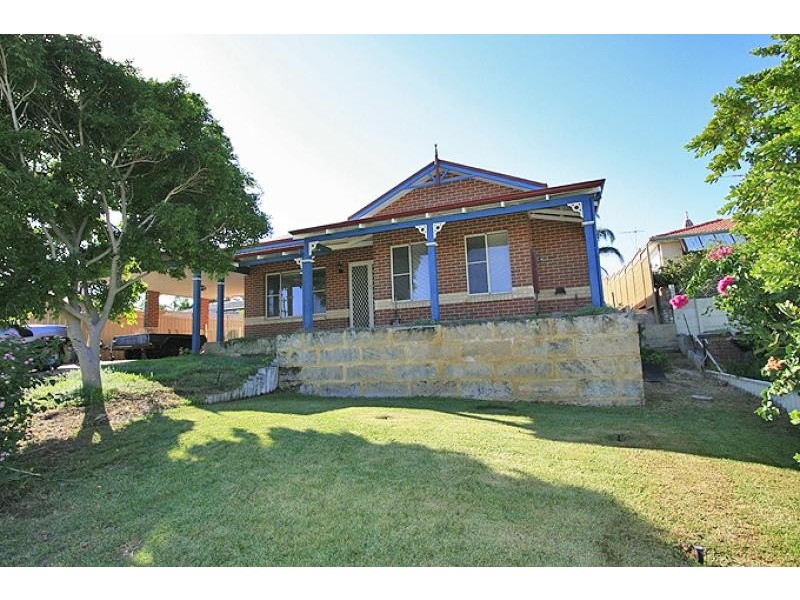 11 Collier Street, Silver Sands WA 6210