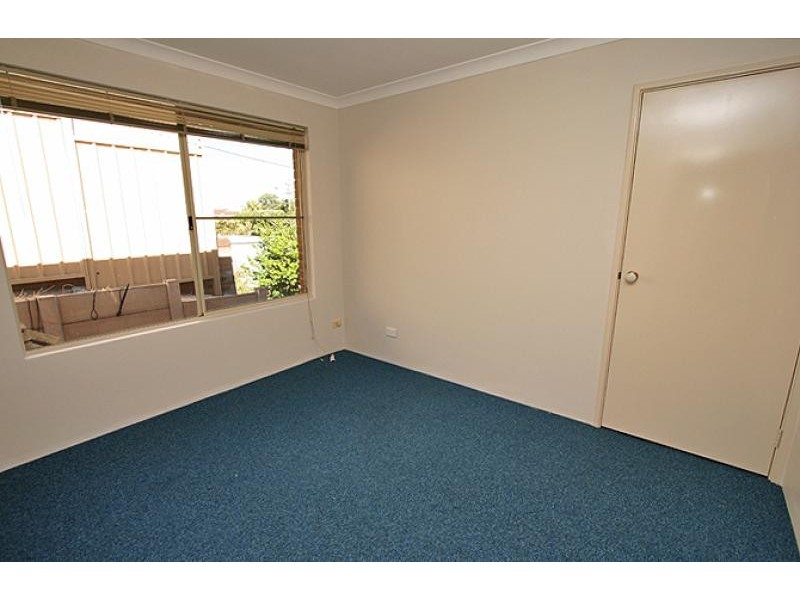 11 Collier Street, Silver Sands WA 6210