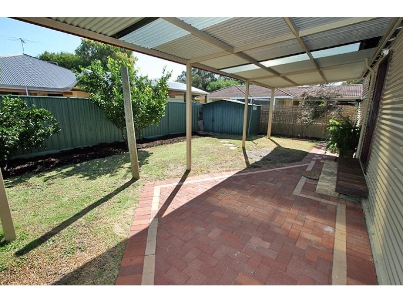 8a Roy Road, Coodanup WA 6210