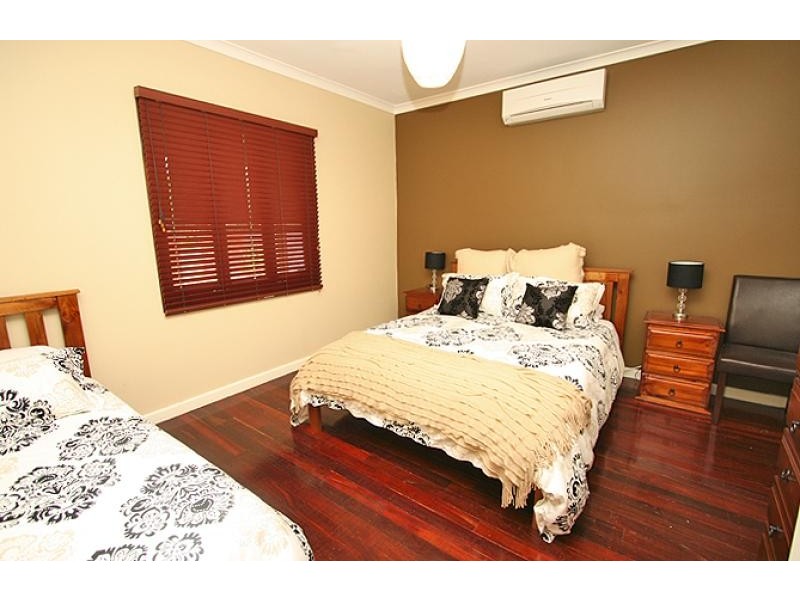 8a Roy Road, Coodanup WA 6210