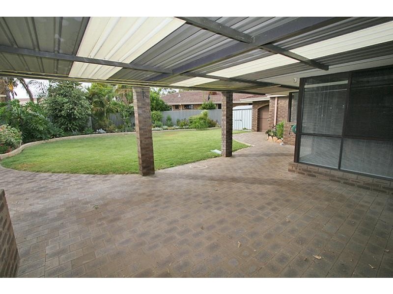 5 Talia Place, Dudley Park WA 6210