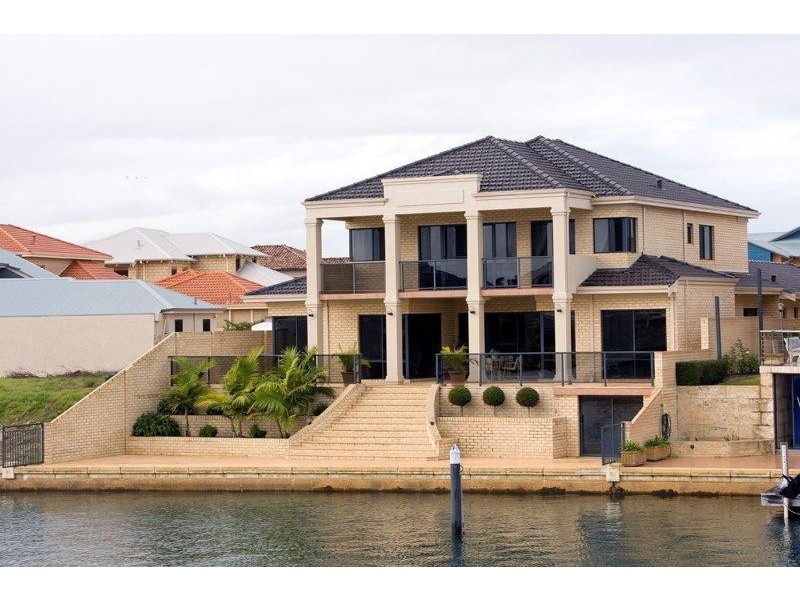60 Aztec Island Retreat, Mandurah WA 6210