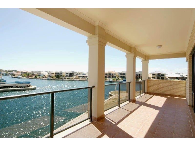 60 Aztec Island Retreat, Mandurah WA 6210