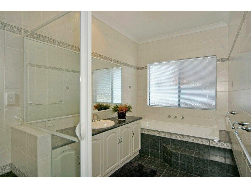 60 Aztec Island Retreat, Mandurah WA 6210