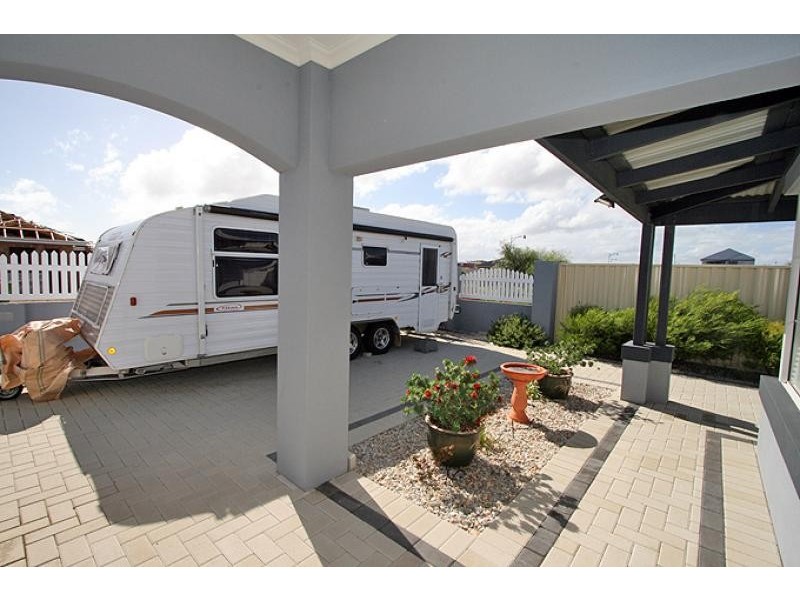 10 George Hibbert Road, Madora Bay WA 6210