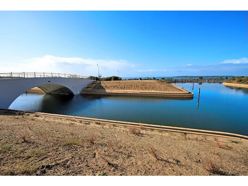 41 Estuary Place, Wannanup WA 6210