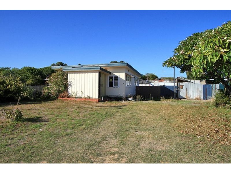 39 Peel Street, Mandurah WA 6210