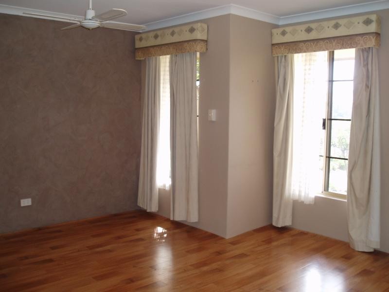 33 BABBLER TURN, Beechboro WA 6063