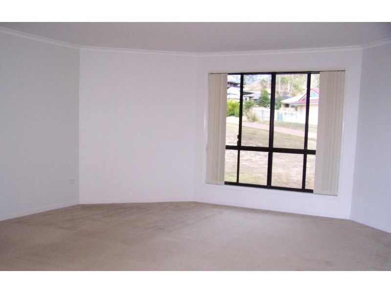 6 Hillview Place, Gladstone QLD 4680