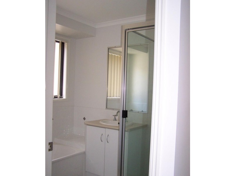 6 Hillview Place, Gladstone QLD 4680