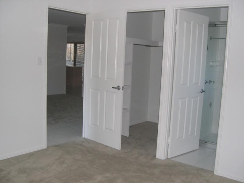 6 Bridgeman Place, Gladstone QLD 4680