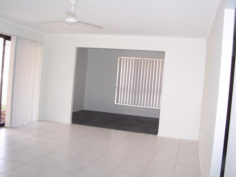 26 Skyline Drive, Gladstone QLD 4680