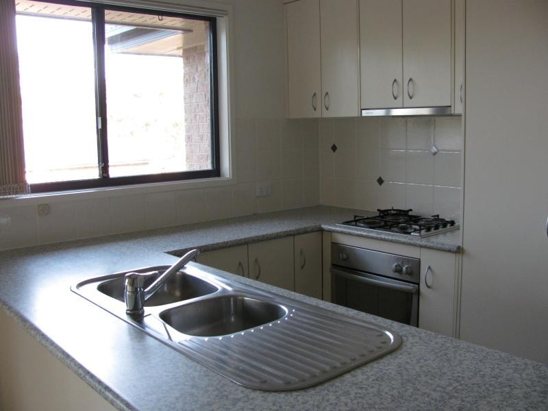 10 Bridgeman Place, Gladstone QLD 4680