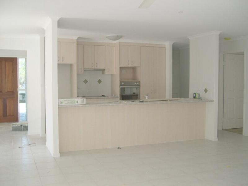 15 Bridgeman Place, Gladstone QLD 4680