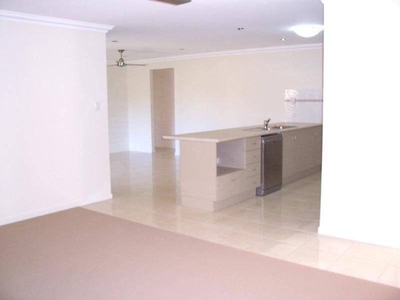 2 SUN COURT, Calliope QLD 4680