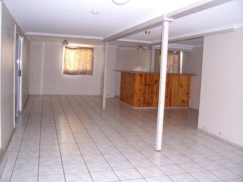 61 OFF LANE, Gladstone QLD 4680