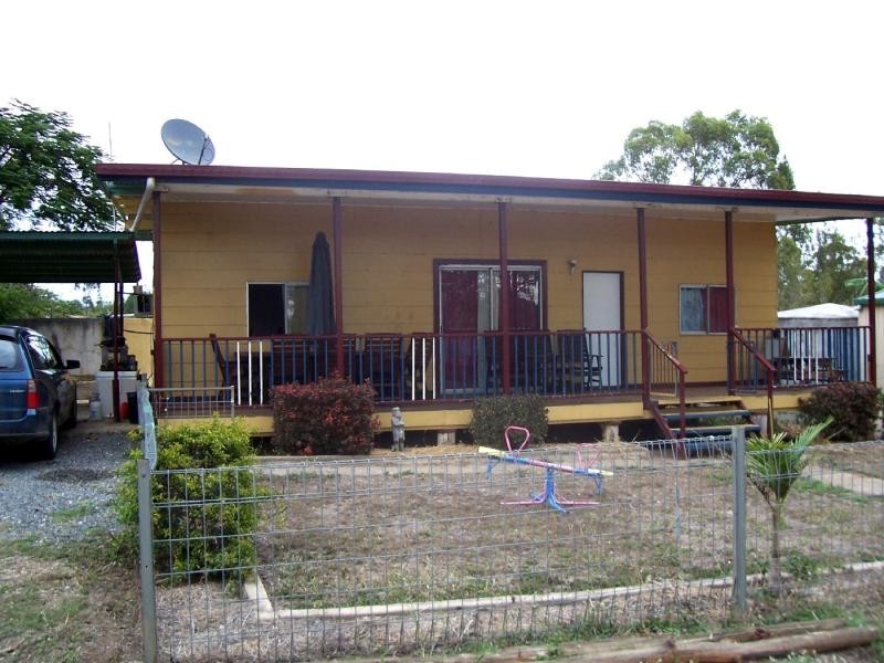29 TUMMON STREET, Ambrose QLD 4702
