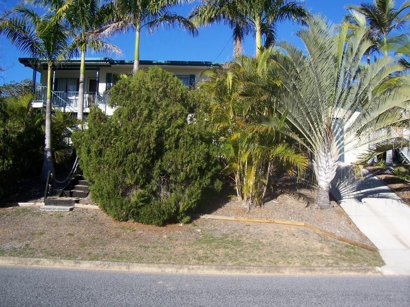 27 CEDAR STREET, Gladstone QLD 4680