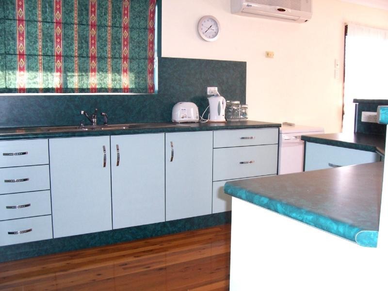 Kin Kora QLD 4680