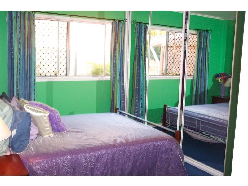 1 FAR STREET, Gladstone QLD 4680