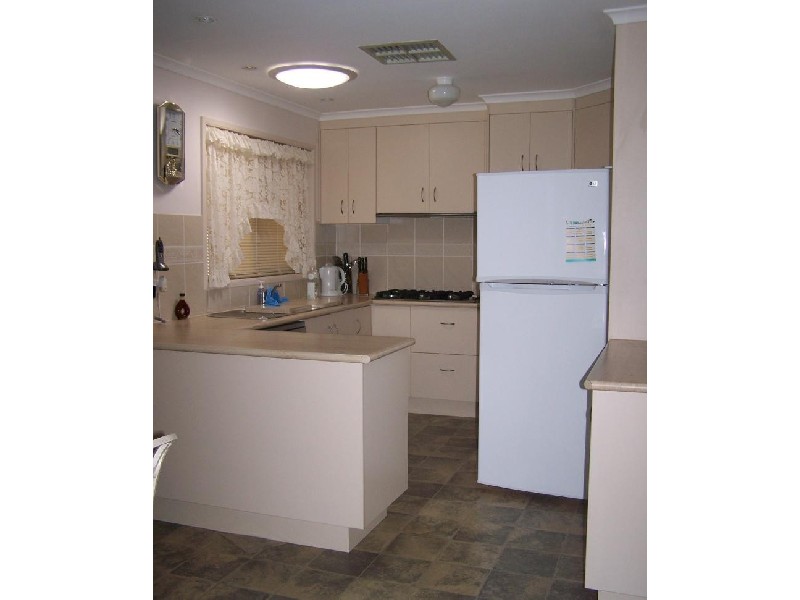 71 J HICKEY AVENUE, Gladstone QLD 4680