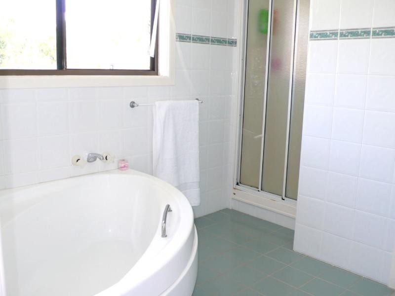 18 ORMISTON STREET, Gladstone QLD 4680