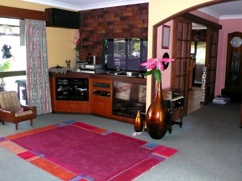 48858 Bruce Highway, Benaraby QLD 4680