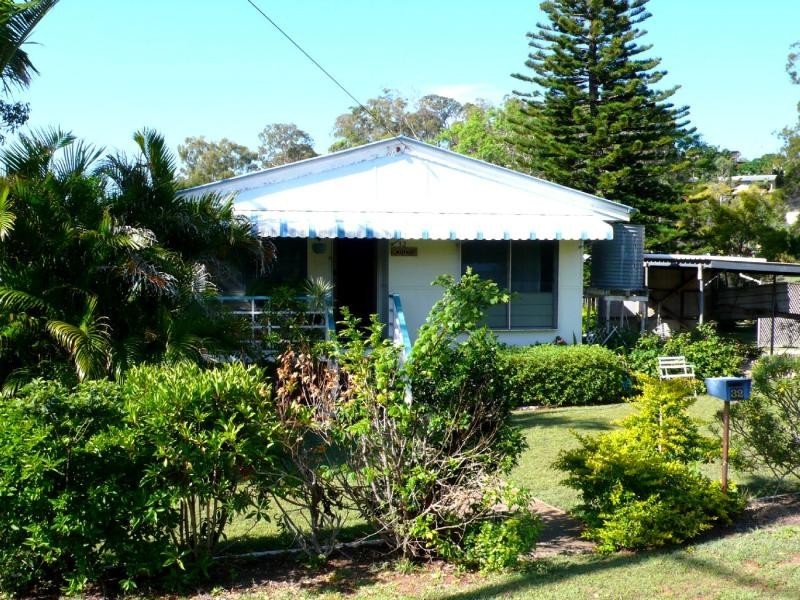 32 BUSTEED STREET, Gladstone QLD 4680