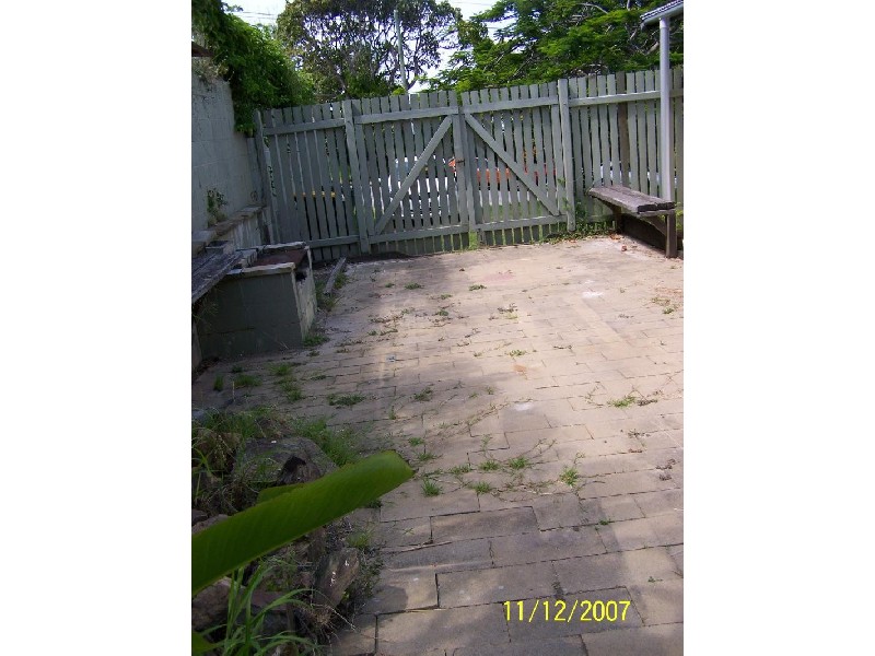 40 WALTERS AVENUE, Gladstone QLD 4680