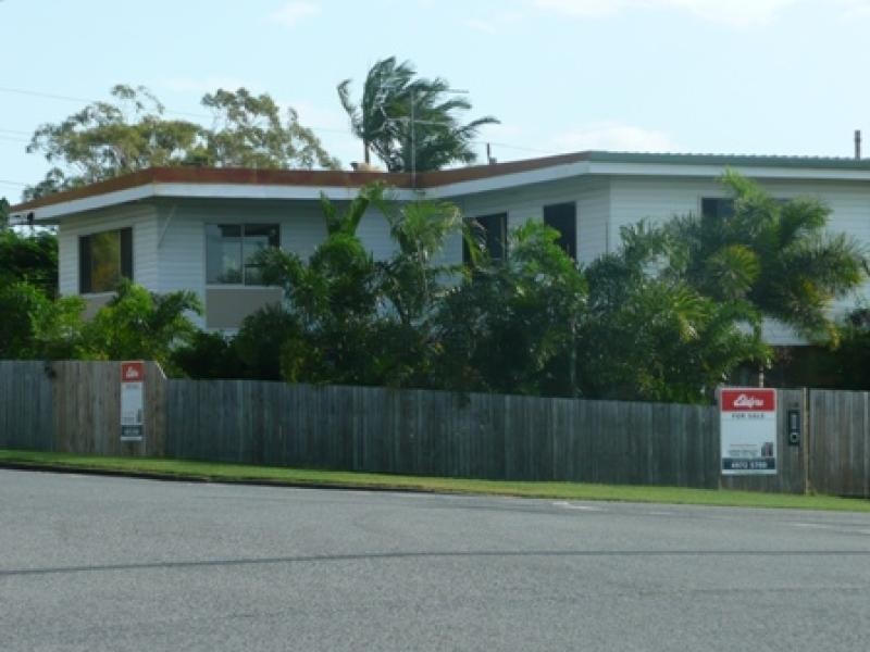 19 SMITH STREET, Gladstone QLD 4680