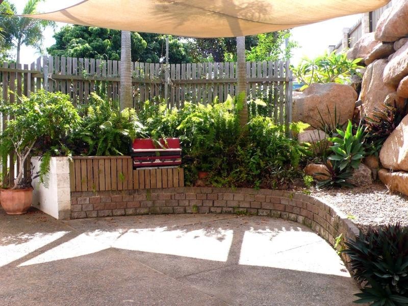 227 OAKA STREET, Gladstone QLD 4680