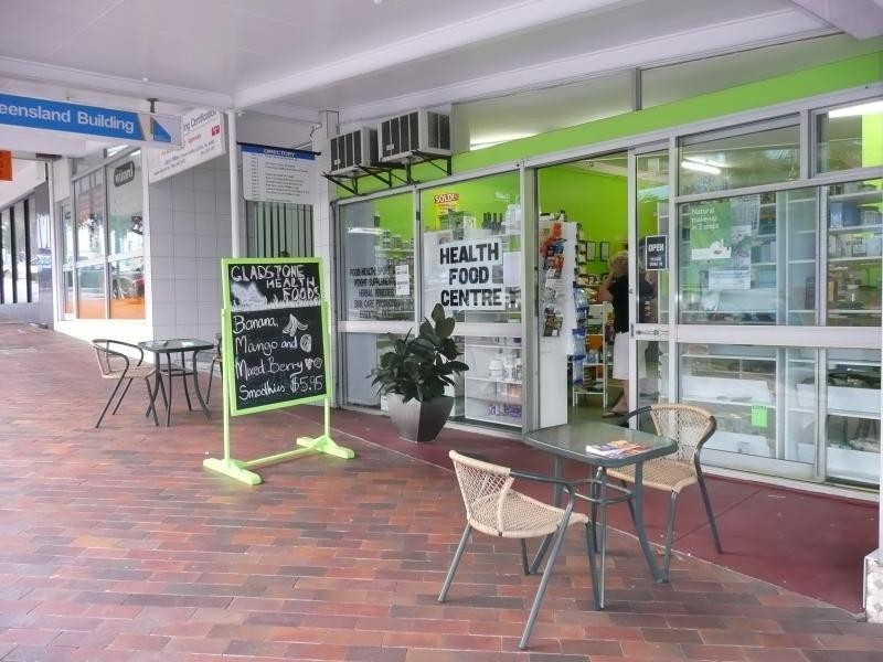 9/120 Goondoon Street, Gladstone QLD 4680