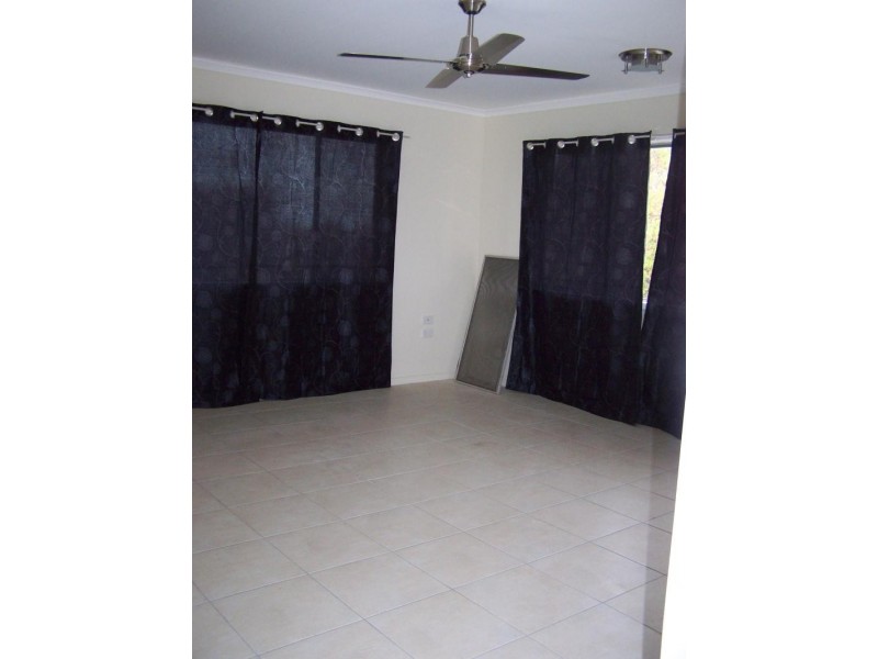 Unit 1/177 Oaka Street, Gladstone QLD 4680