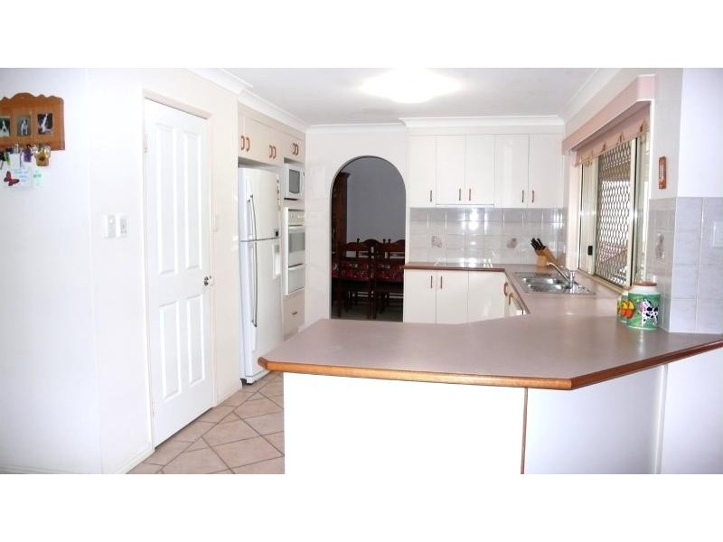 17 Witney Street, Gladstone QLD 4680