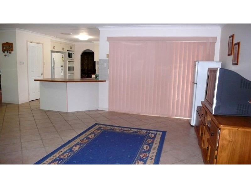 17 Witney Street, Gladstone QLD 4680